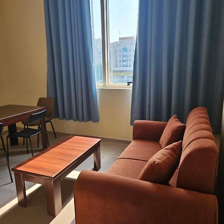 Oasis Hostel Abu Dhabi Luaran gambar
