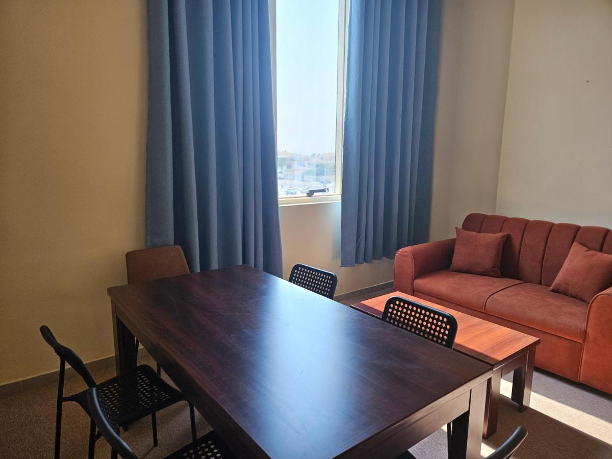 Oasis Hostel Abu Dhabi Luaran gambar