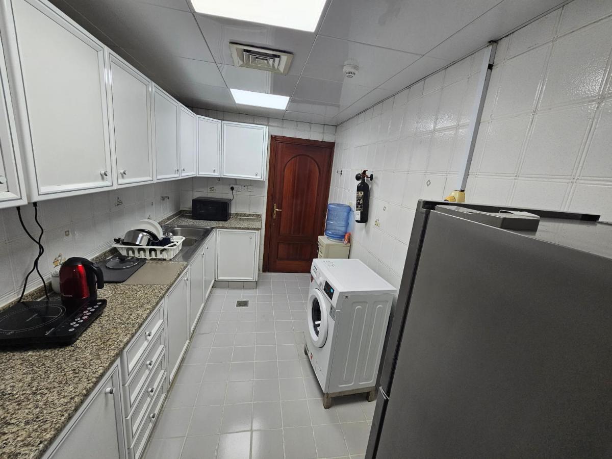 Oasis Hostel Abu Dhabi Luaran gambar