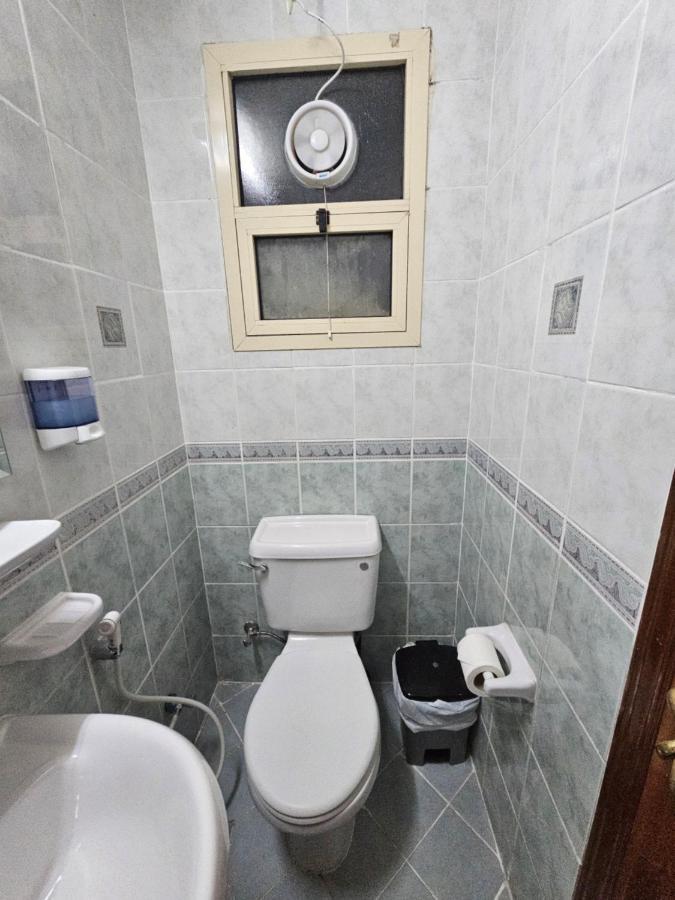 Oasis Hostel Abu Dhabi Luaran gambar