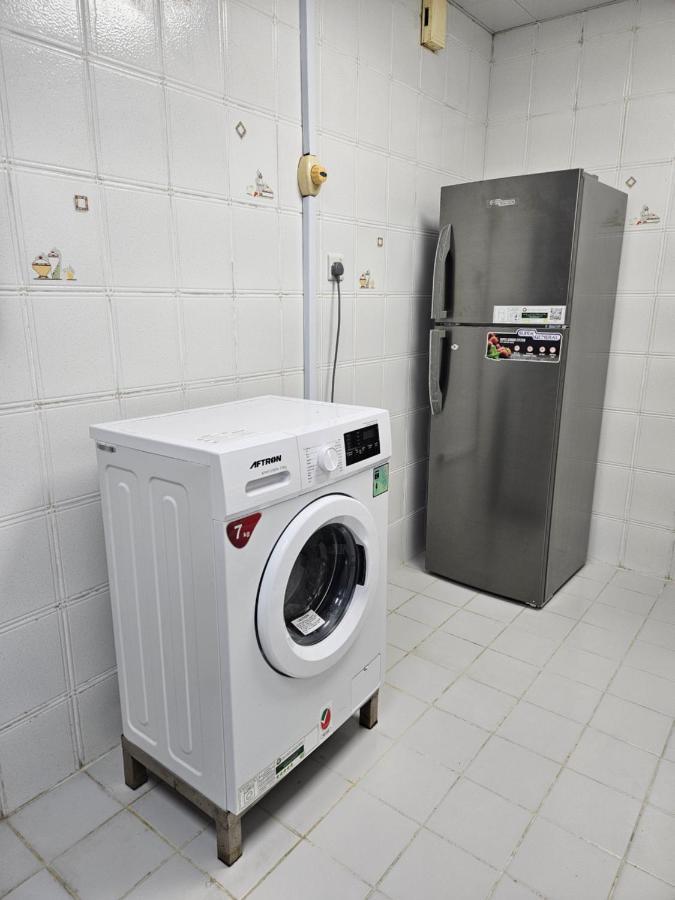 Oasis Hostel Abu Dhabi Luaran gambar