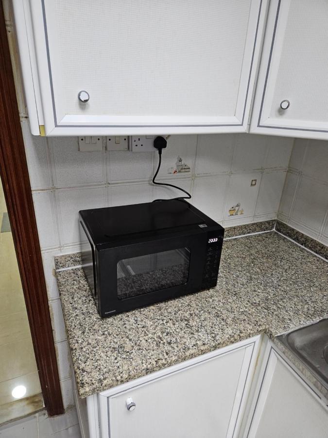 Oasis Hostel Abu Dhabi Luaran gambar